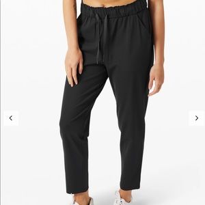 Lulu Lemon Keep Moving Pant 7/8 High-Rise